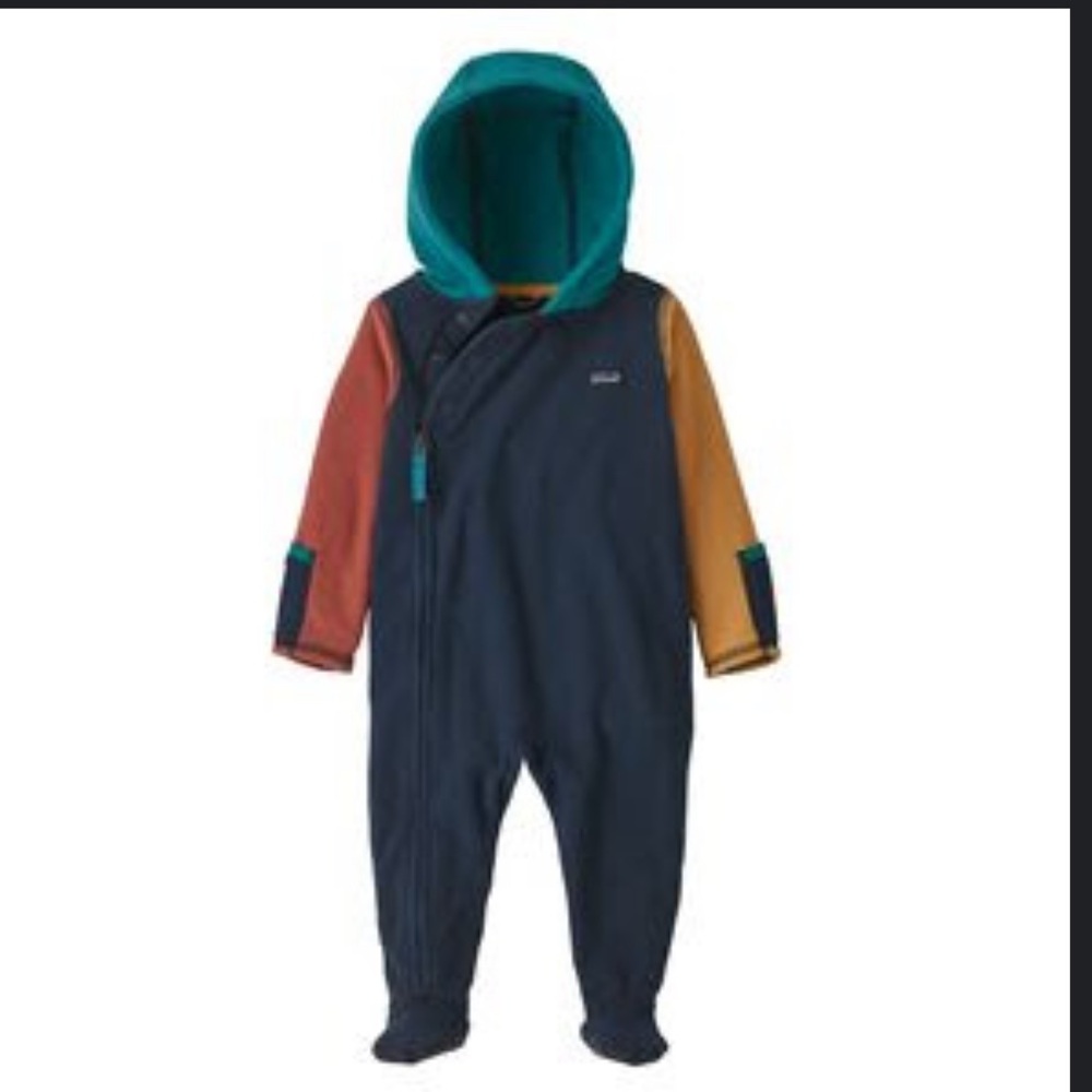 Patagonia size  6-12 months micro D fleece bunting